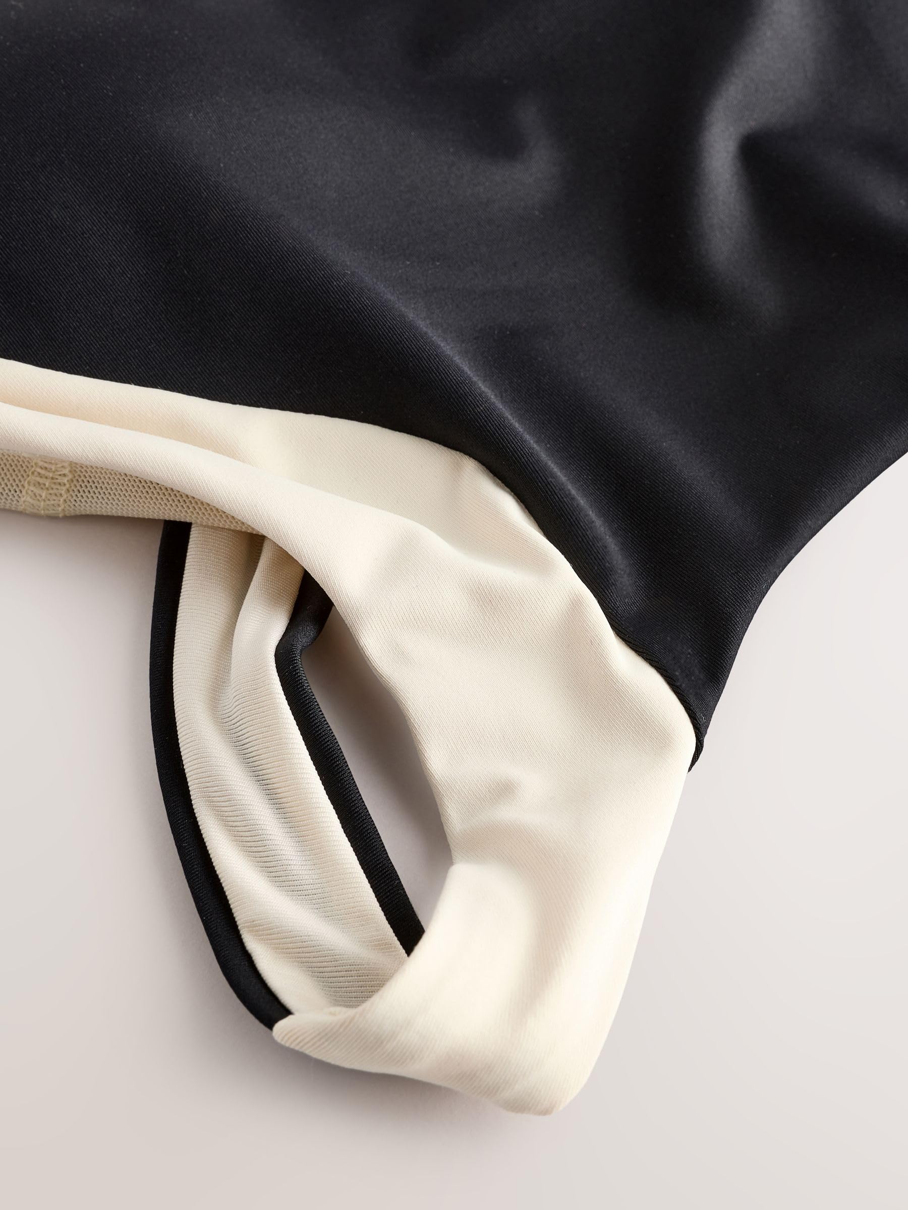 NEXT costume contenitivo 38 nero addome piatto