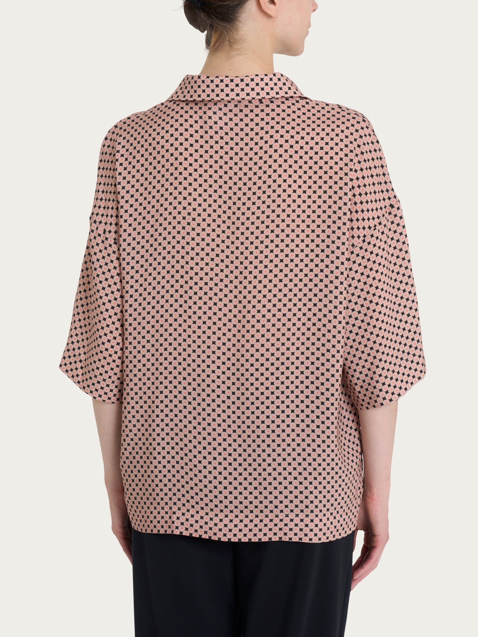 Ragno Ecoseta Blusa Colletto Micro Pattern Fantasia Nero Fluida