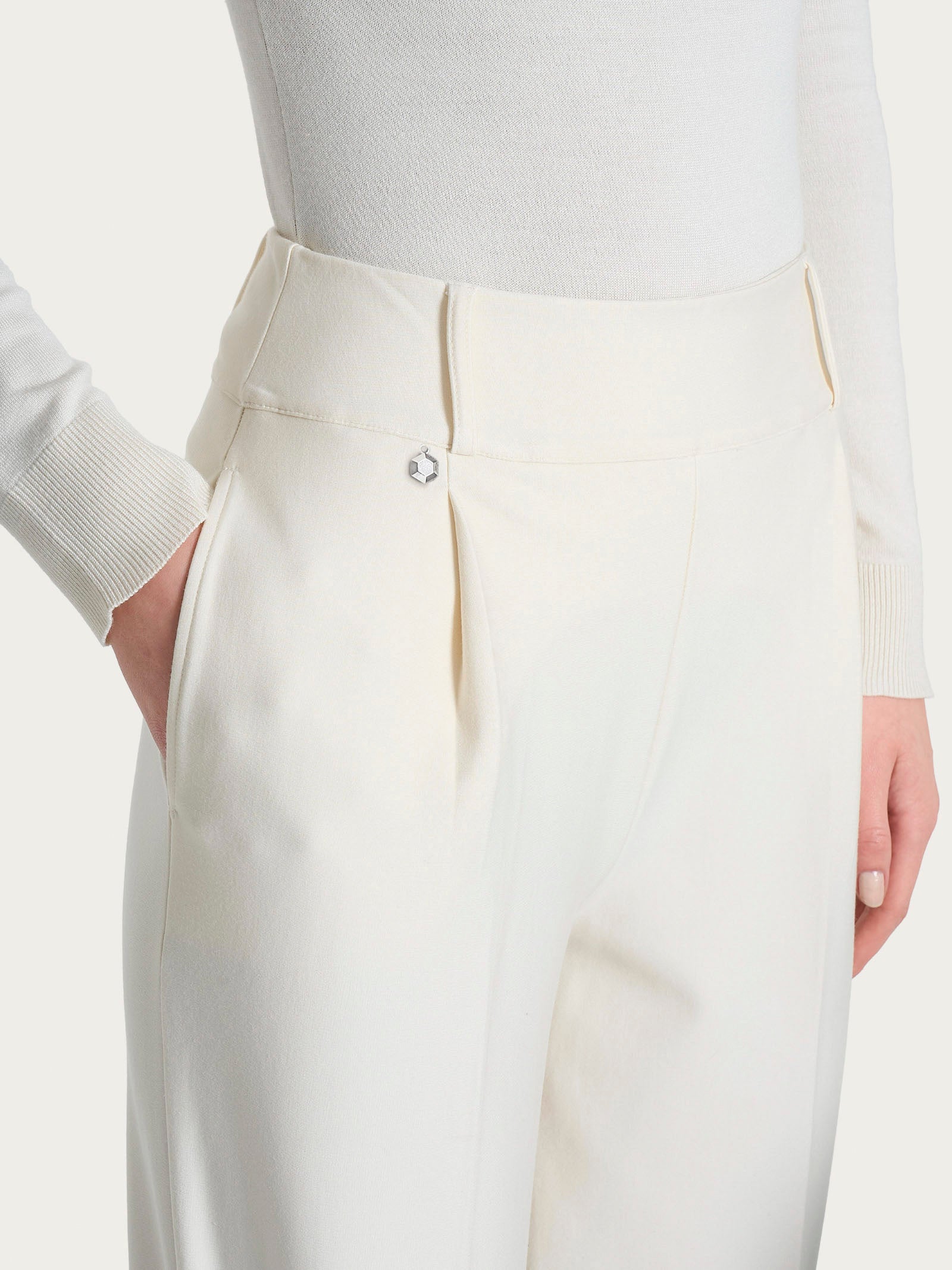 Ragno Gem pantalone carota tapered avorio elasticizzato