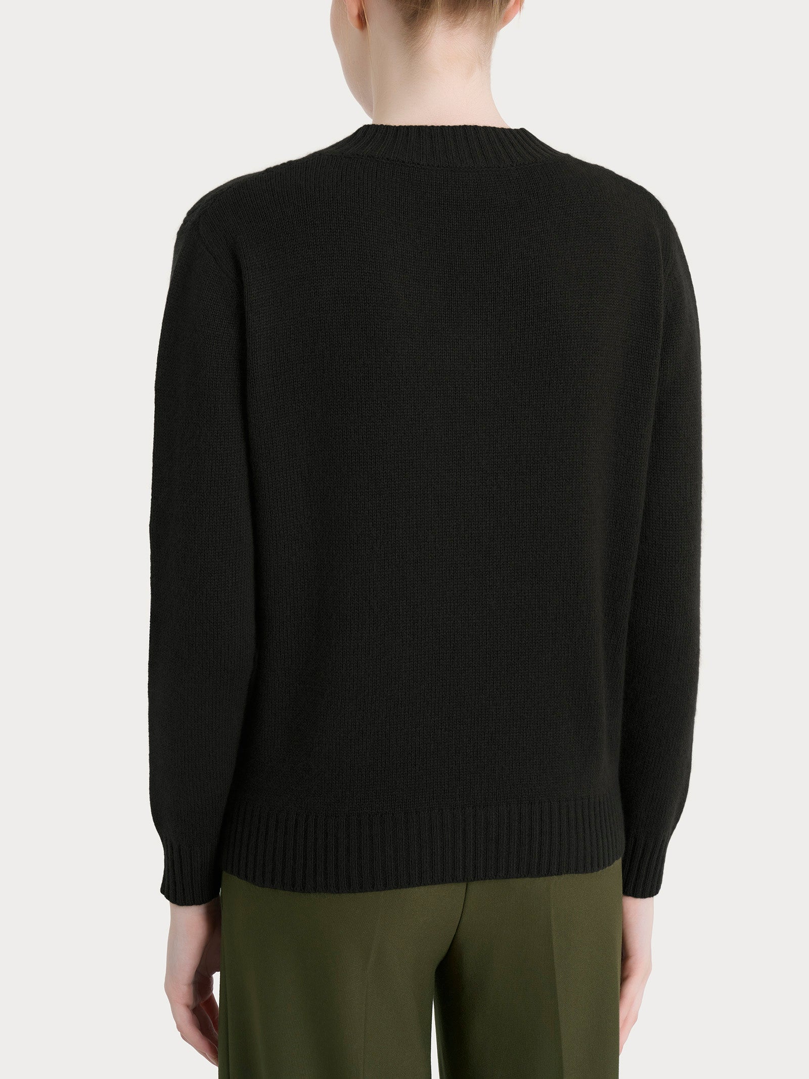 Ragno Natural Soft Maglia Scollo V Trecce Nera Manica Lunga