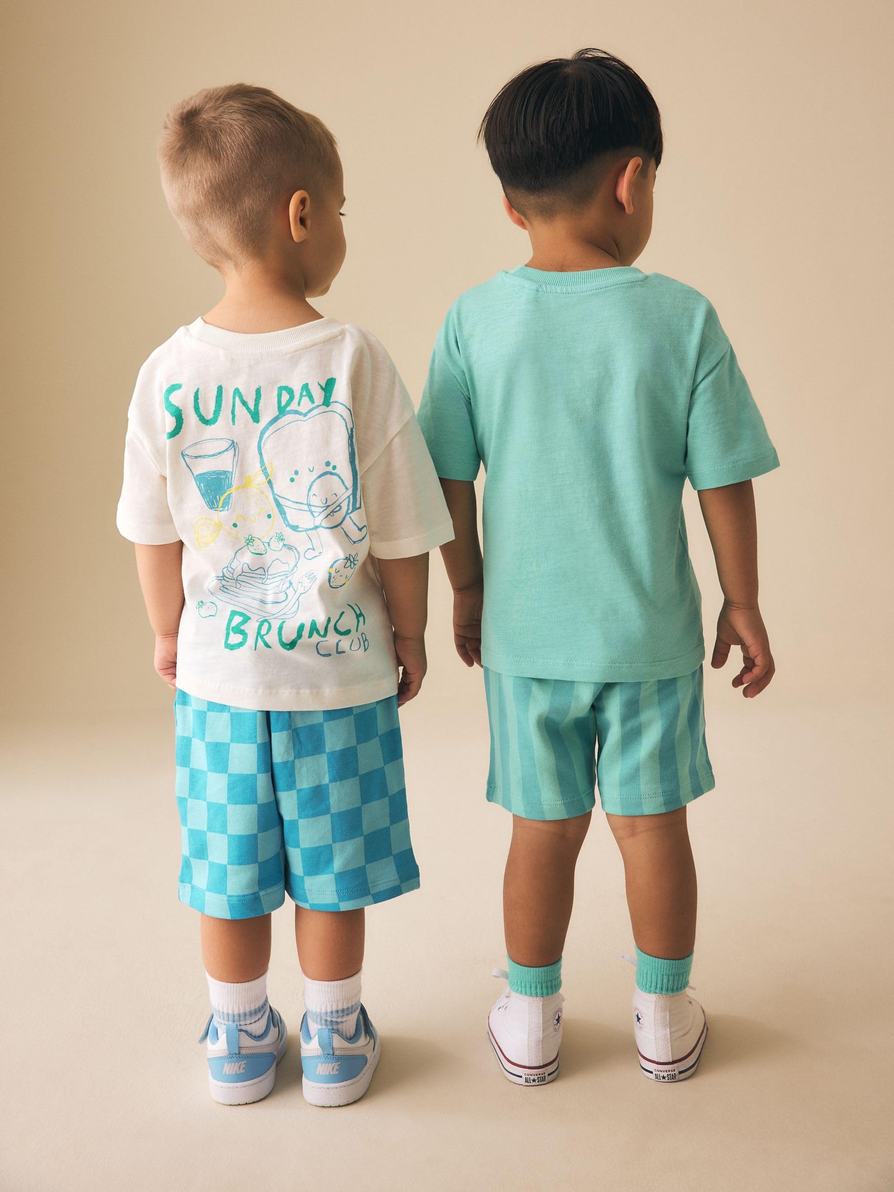 Next 2 completi maglietta shorts bambino maniche corte