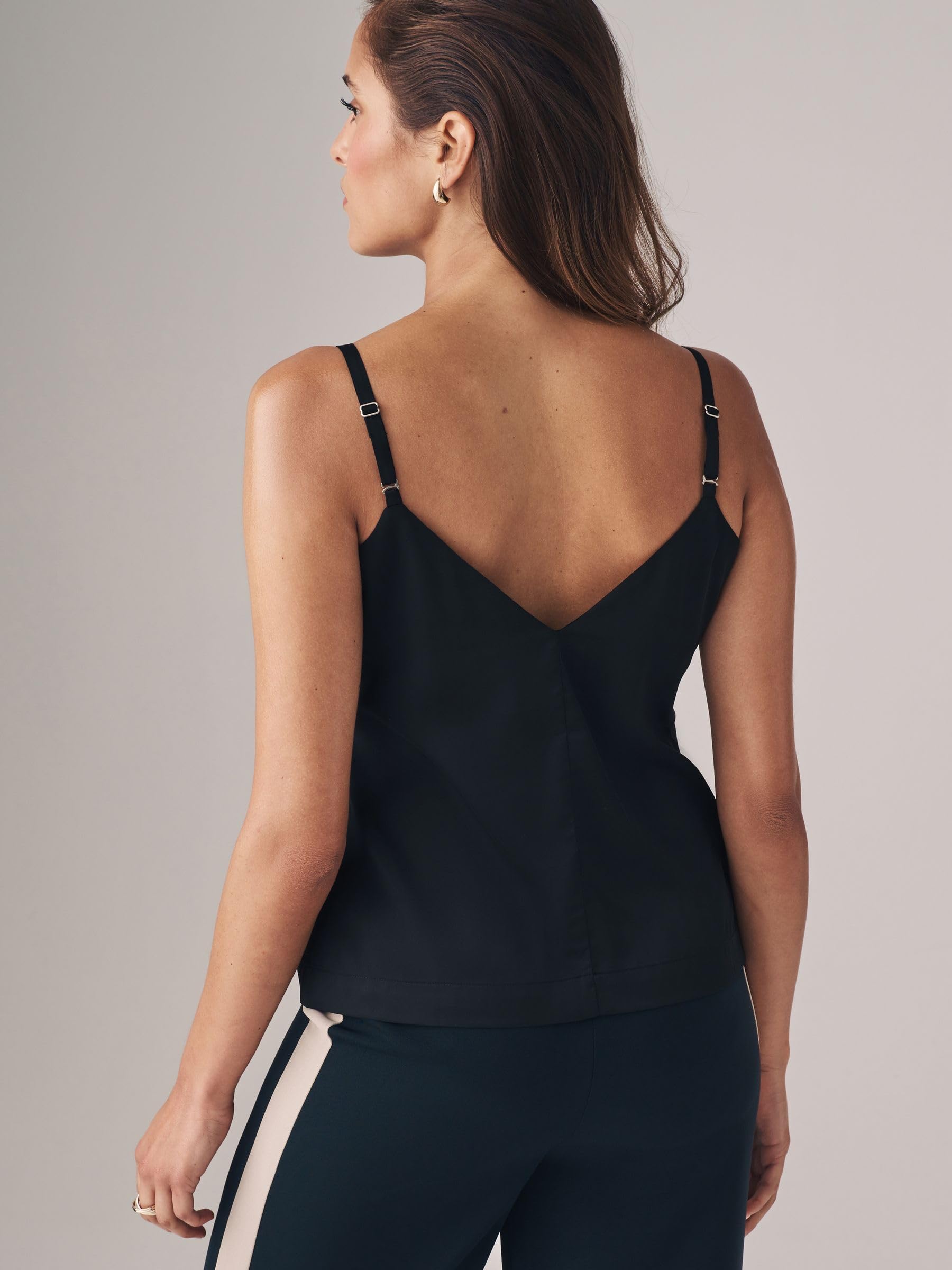 Geo Next The Set 2 top satin scollo a V nero mora