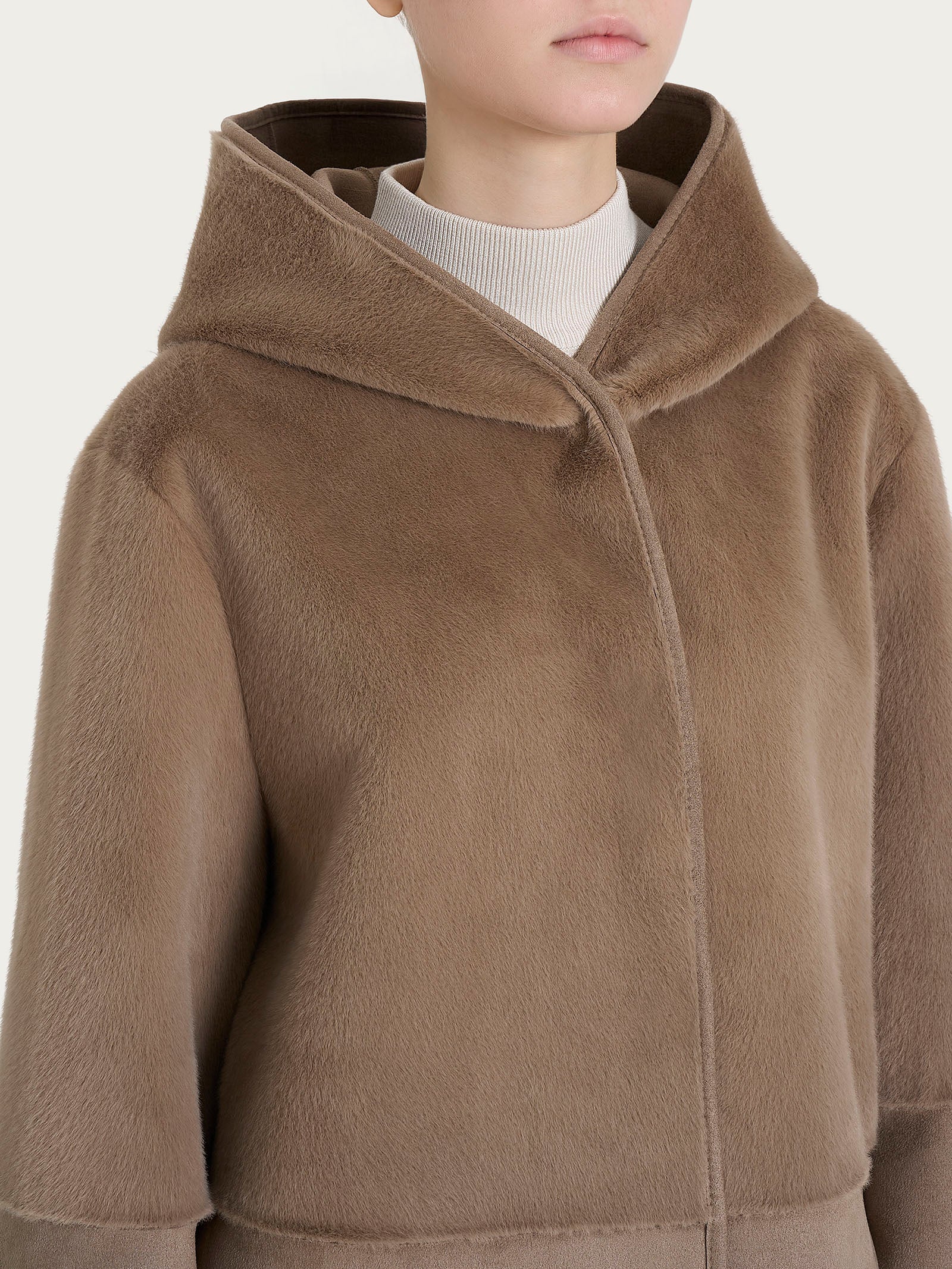 Ragno giacca cappuccio double-face Vegan Shearling pine bark