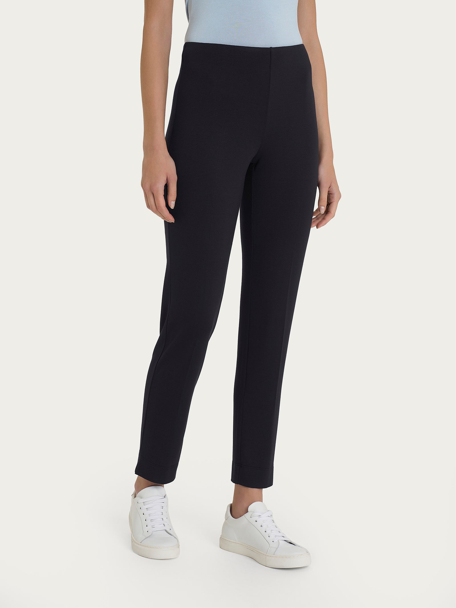 Ragno Relaxed Wardrobe Capri pantaloni Nero jersey viscosa