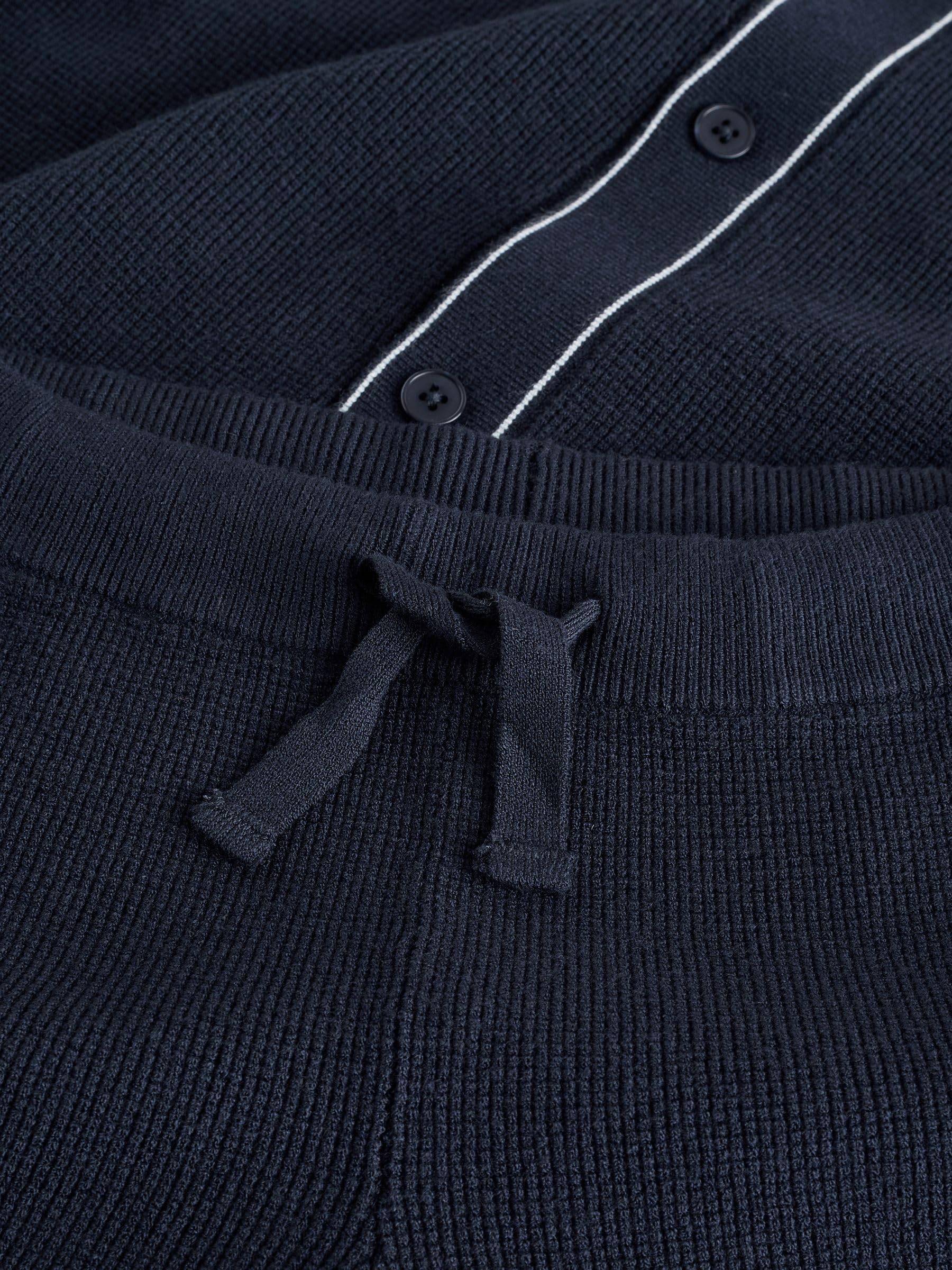 Next Completo Bambino Polo e Shorts 134 Maglia Testurizzata