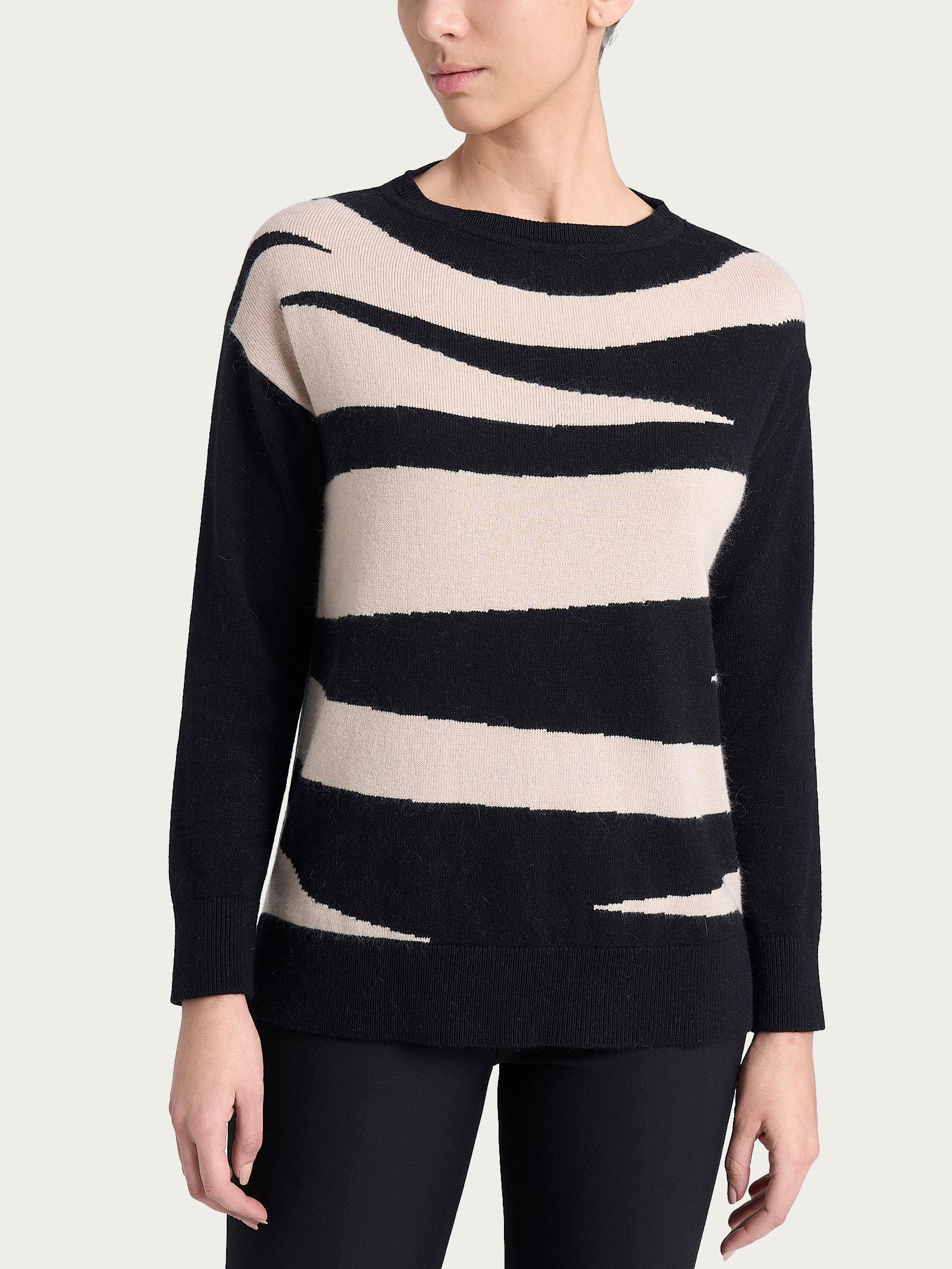 Ragno Merino Soft maglia animalier barchetta Fant.Nero angora