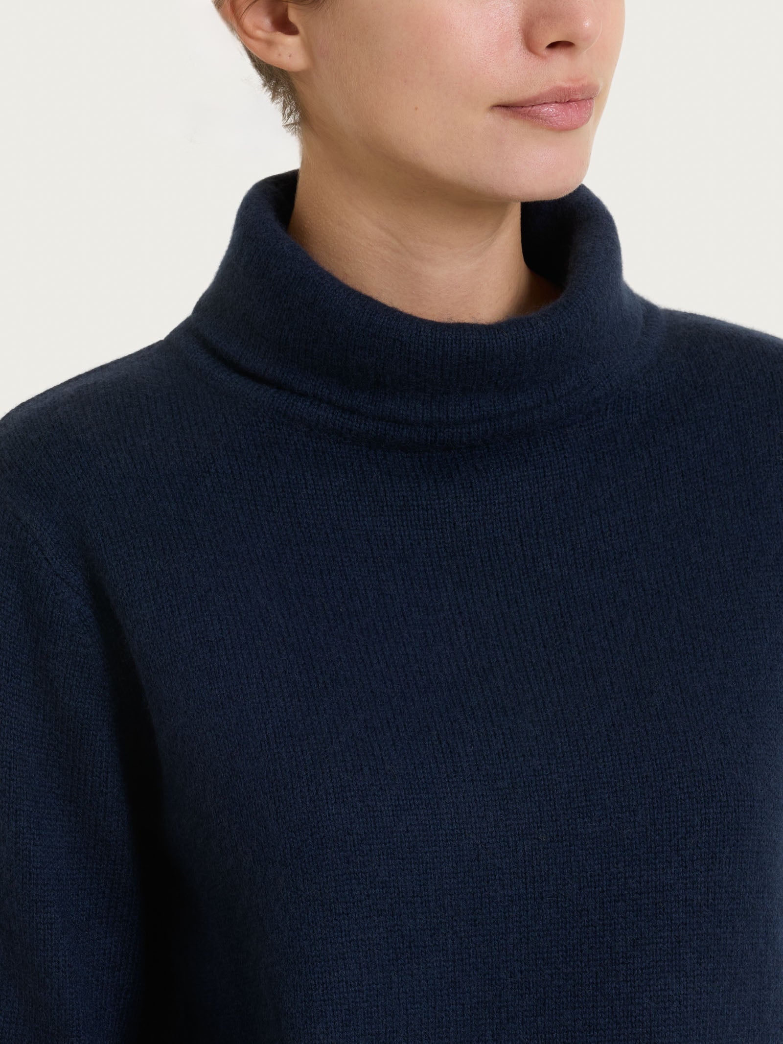 Ragno Natural Soft Maglia Collo Alto Blu