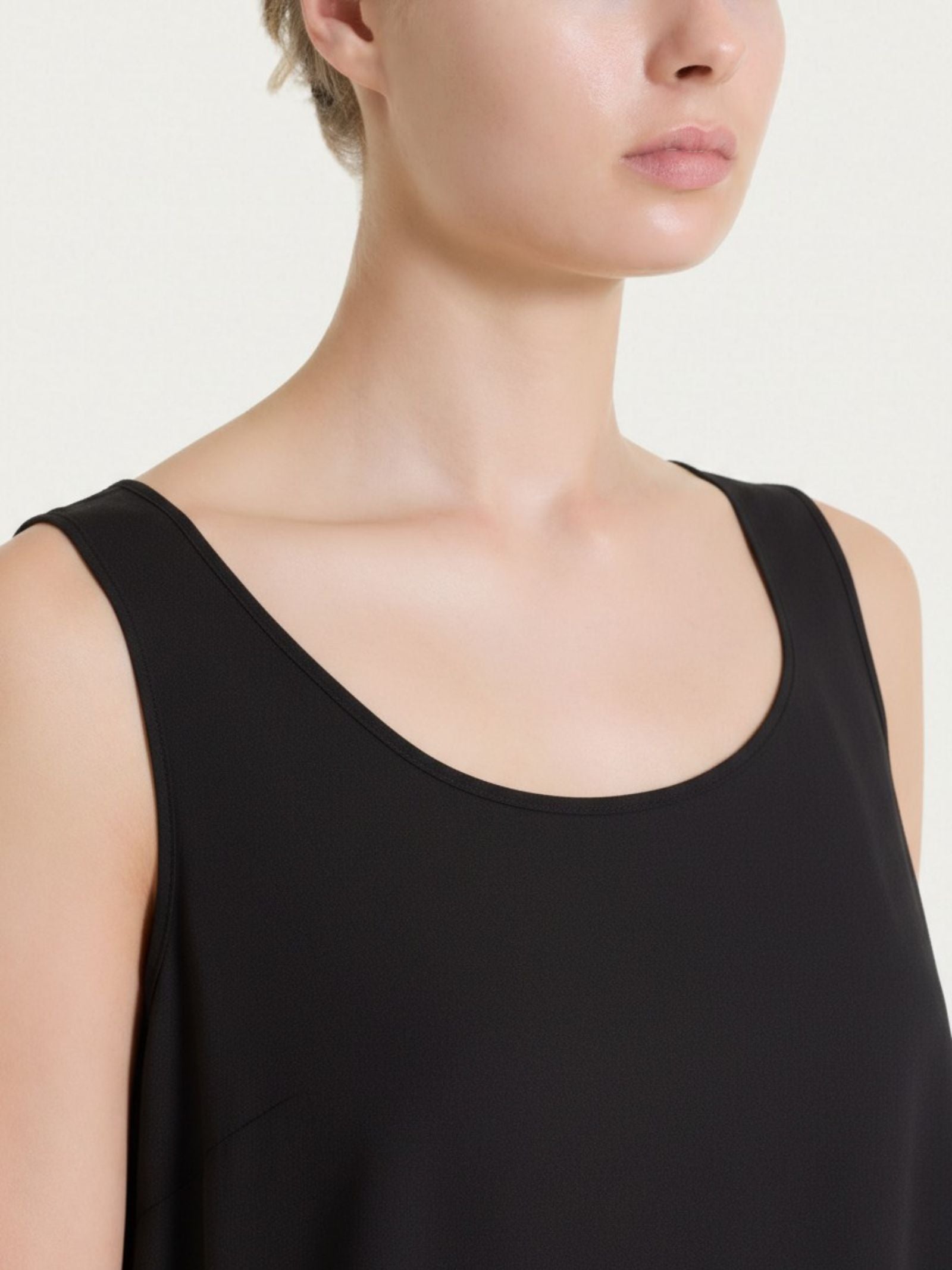 Ragno Gem Top Spalla Larga Nero Voile Elasticizzato