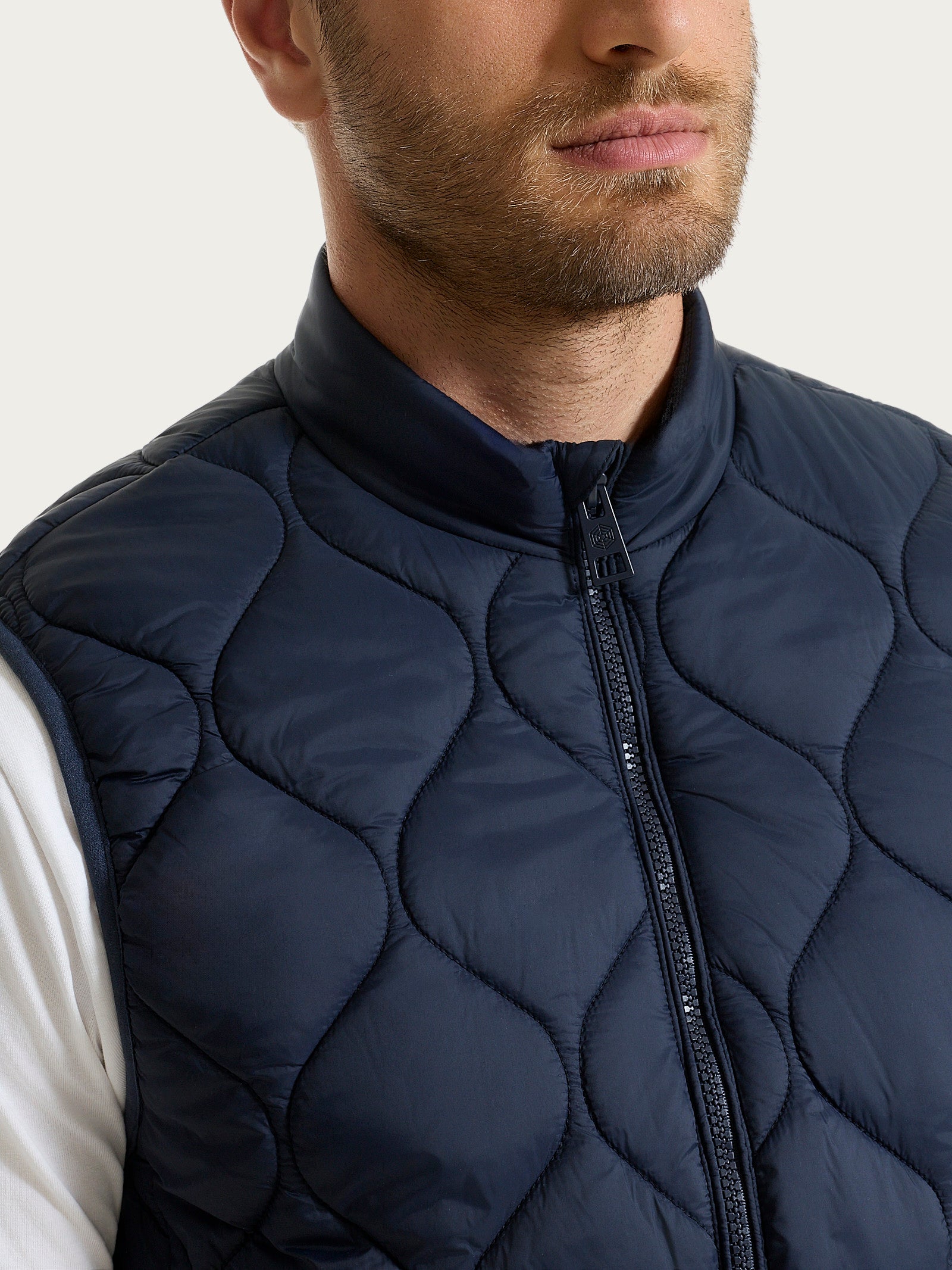 Ragno Outerwear piumino smanicato Onion Quilt blu