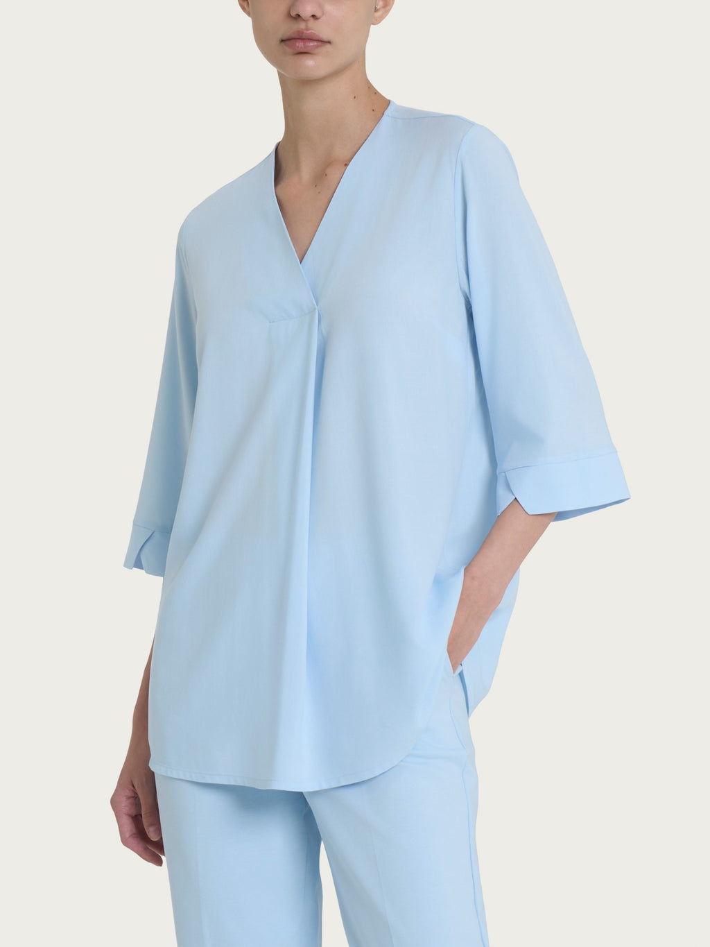 Ragno EcoSeta Blusa scollo V viscosa azzurra