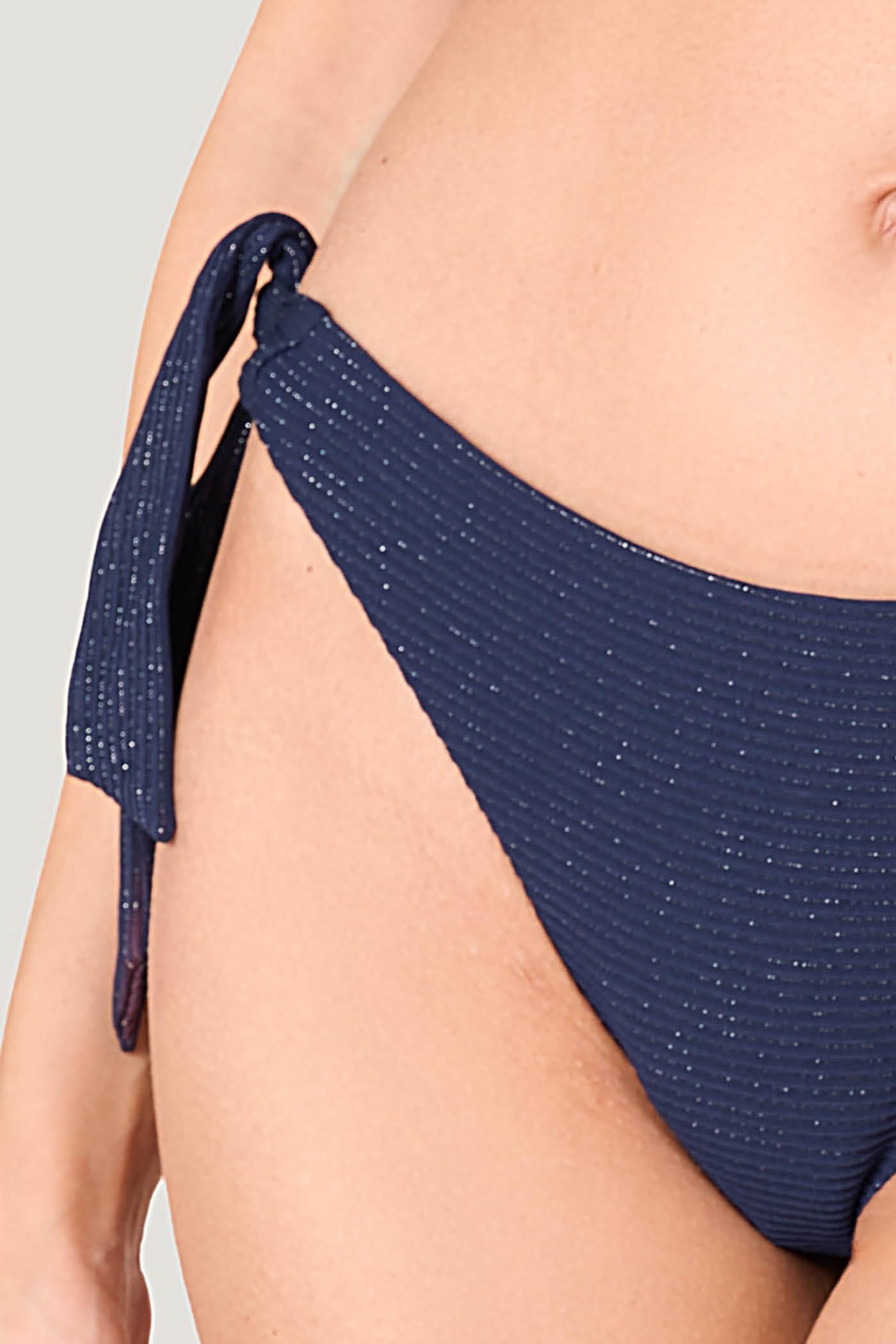 Goldenpoint Lamè slip bikini fiocchi laterali costine lurex