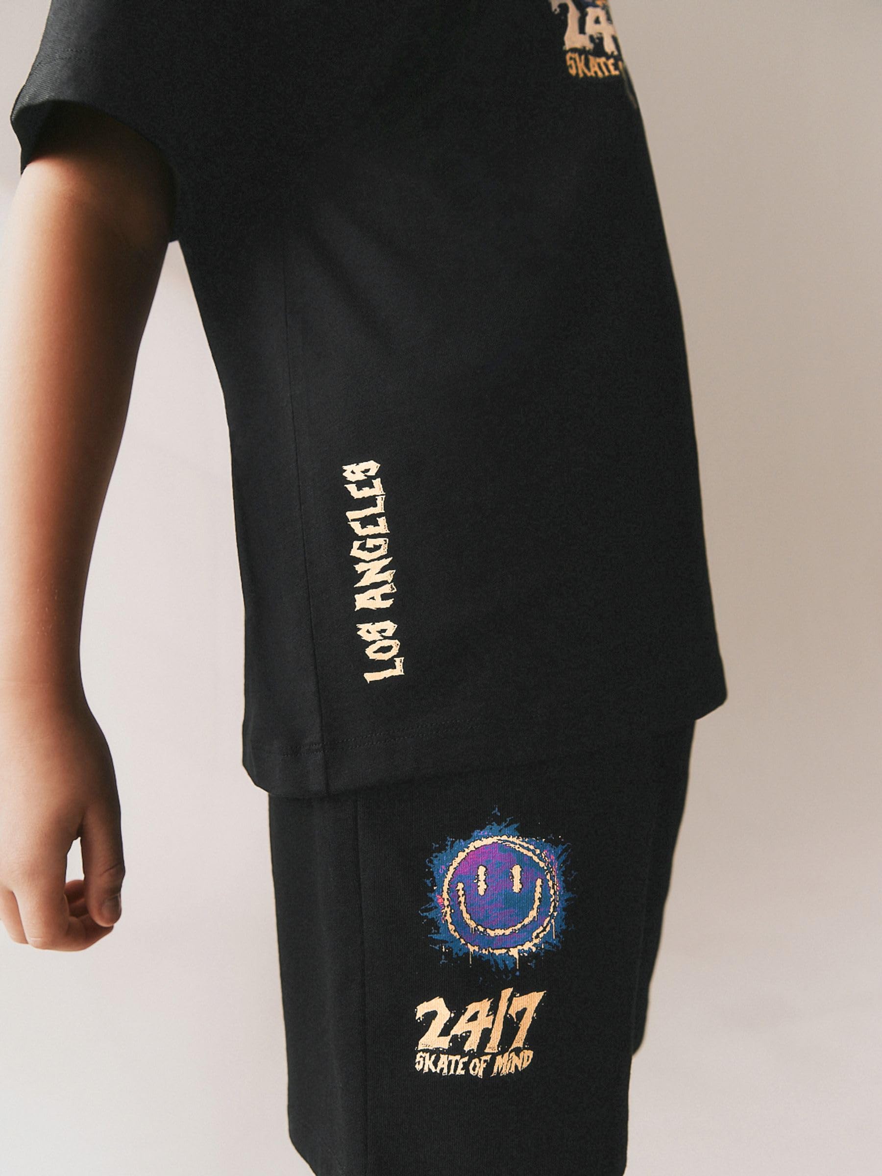 Next Completo Maglietta e Shorts Bambino Nero