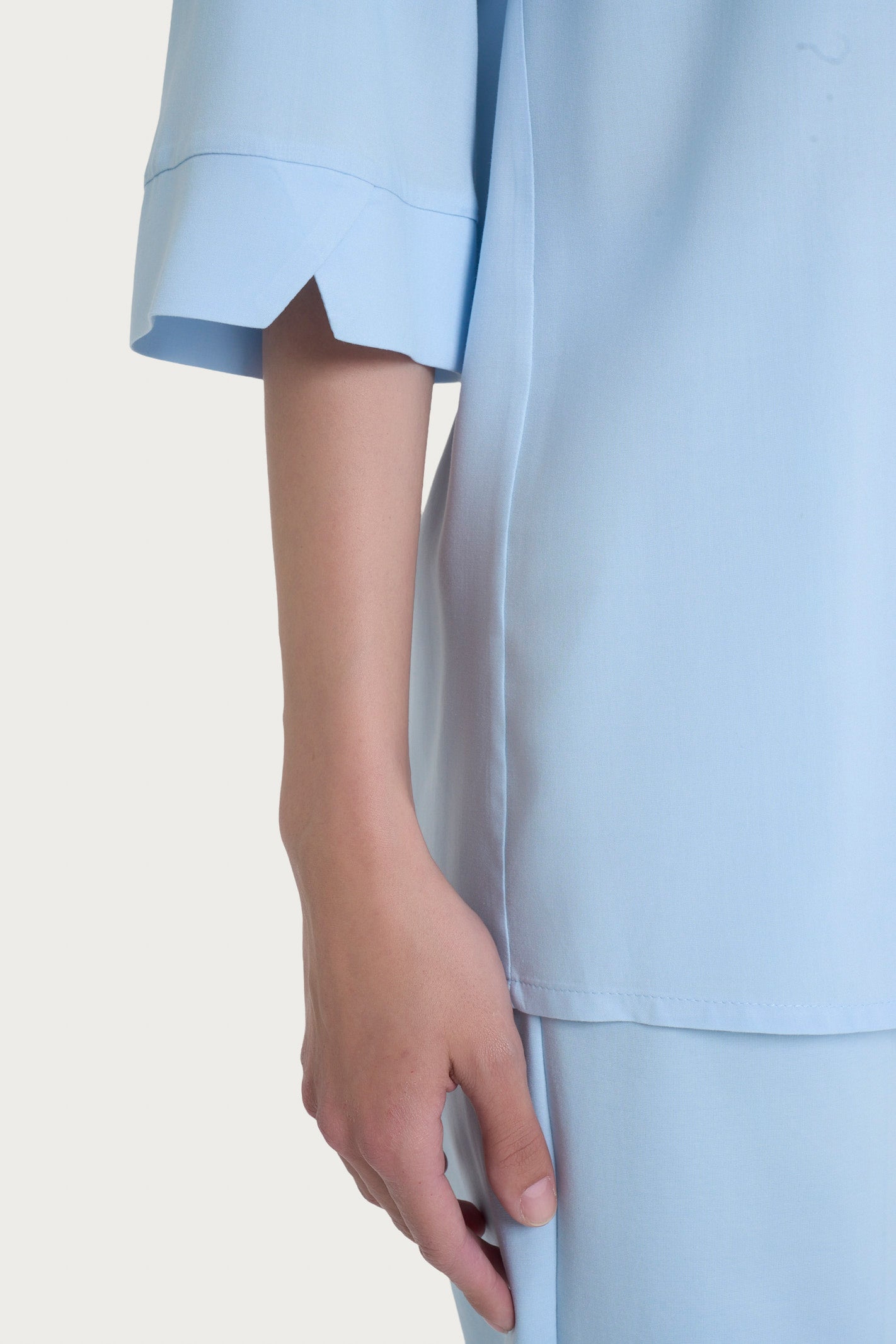 Ragno Ecoseta blusa scollo V manica 3/4 Skyway viscosa