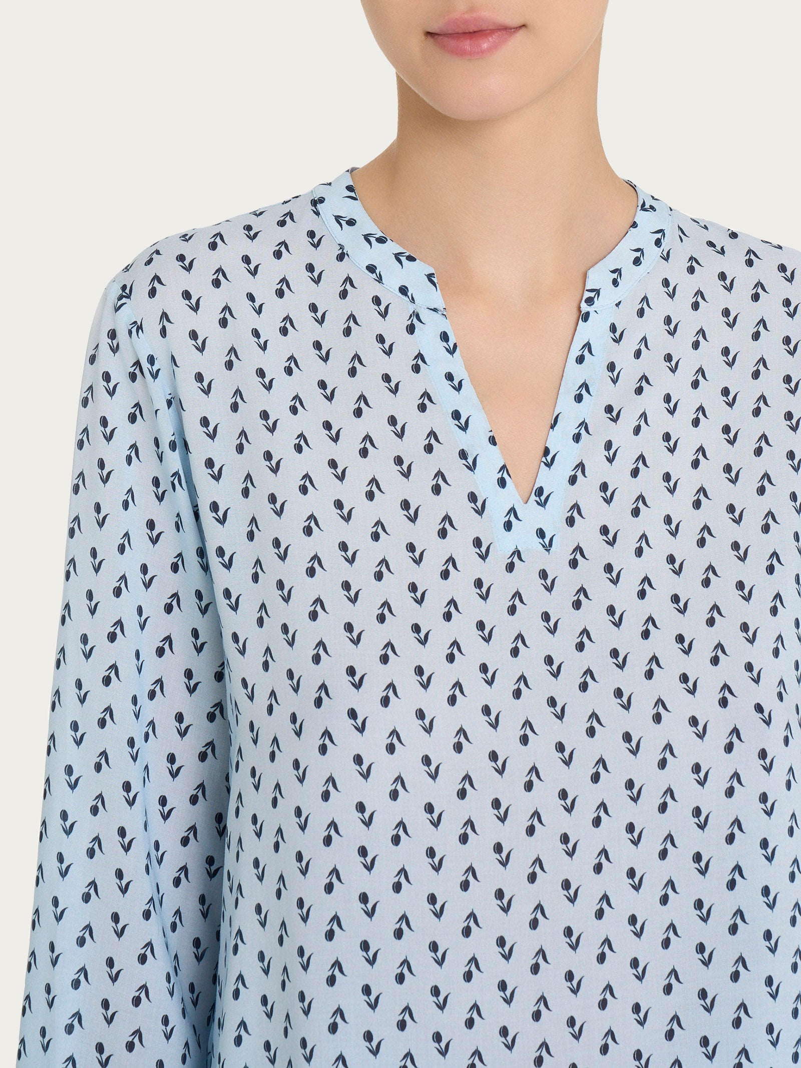 Ragno EcoSeta Blusa Scollo V Tulips Blusa Fant. Skyway