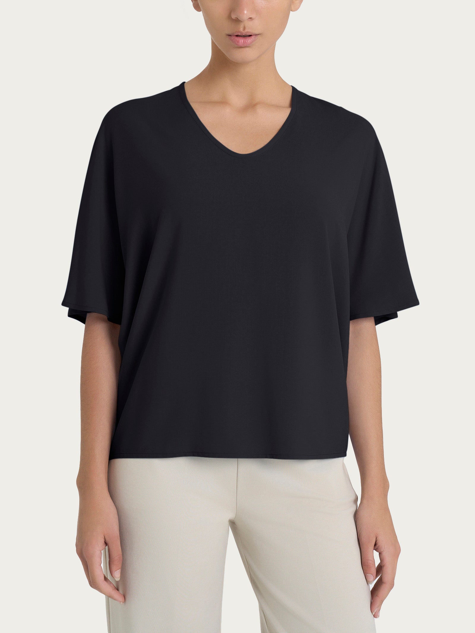 Ragno EcoSeta Blusa scollo V nera in viscosa