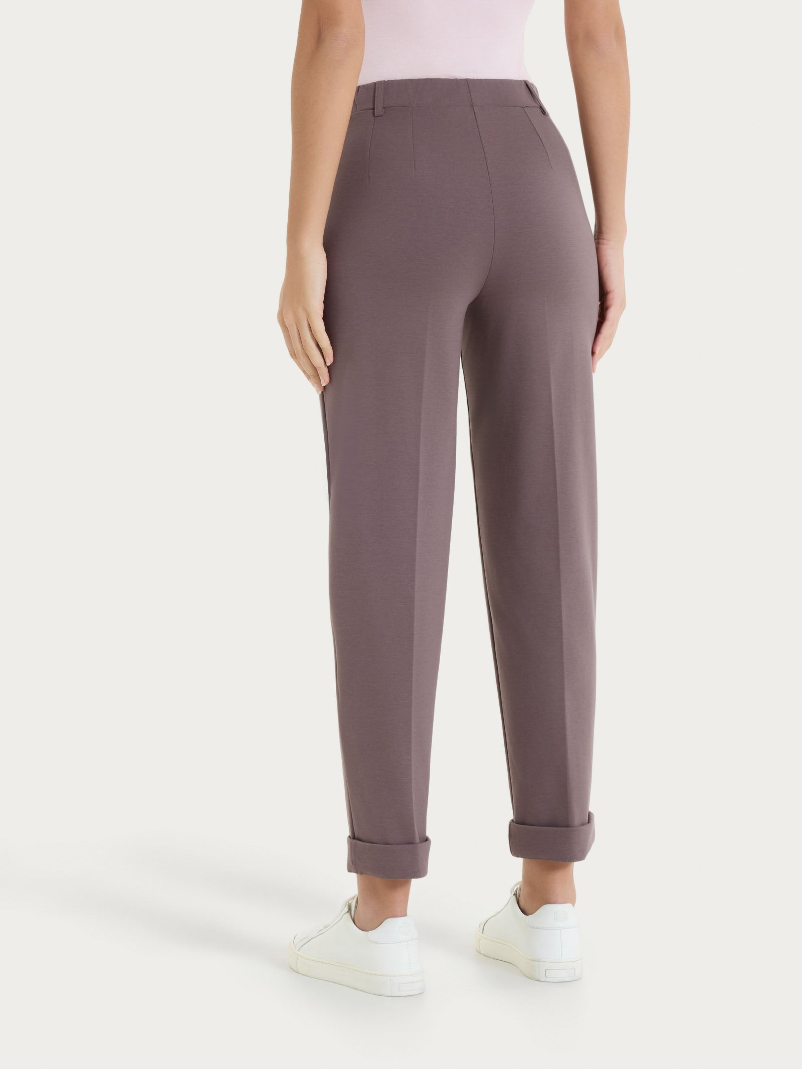 Ragno Compact Light pantalone a carota Plum Truffle con tasche