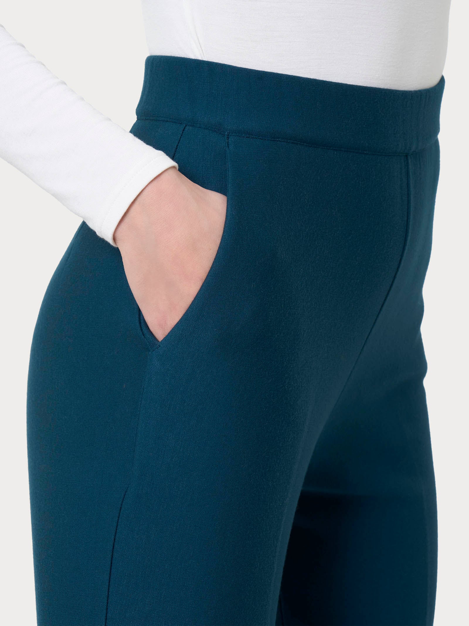 Ragno Relaxed Wardrobe The Flare pantalone flare Reflecting Pond viscosa