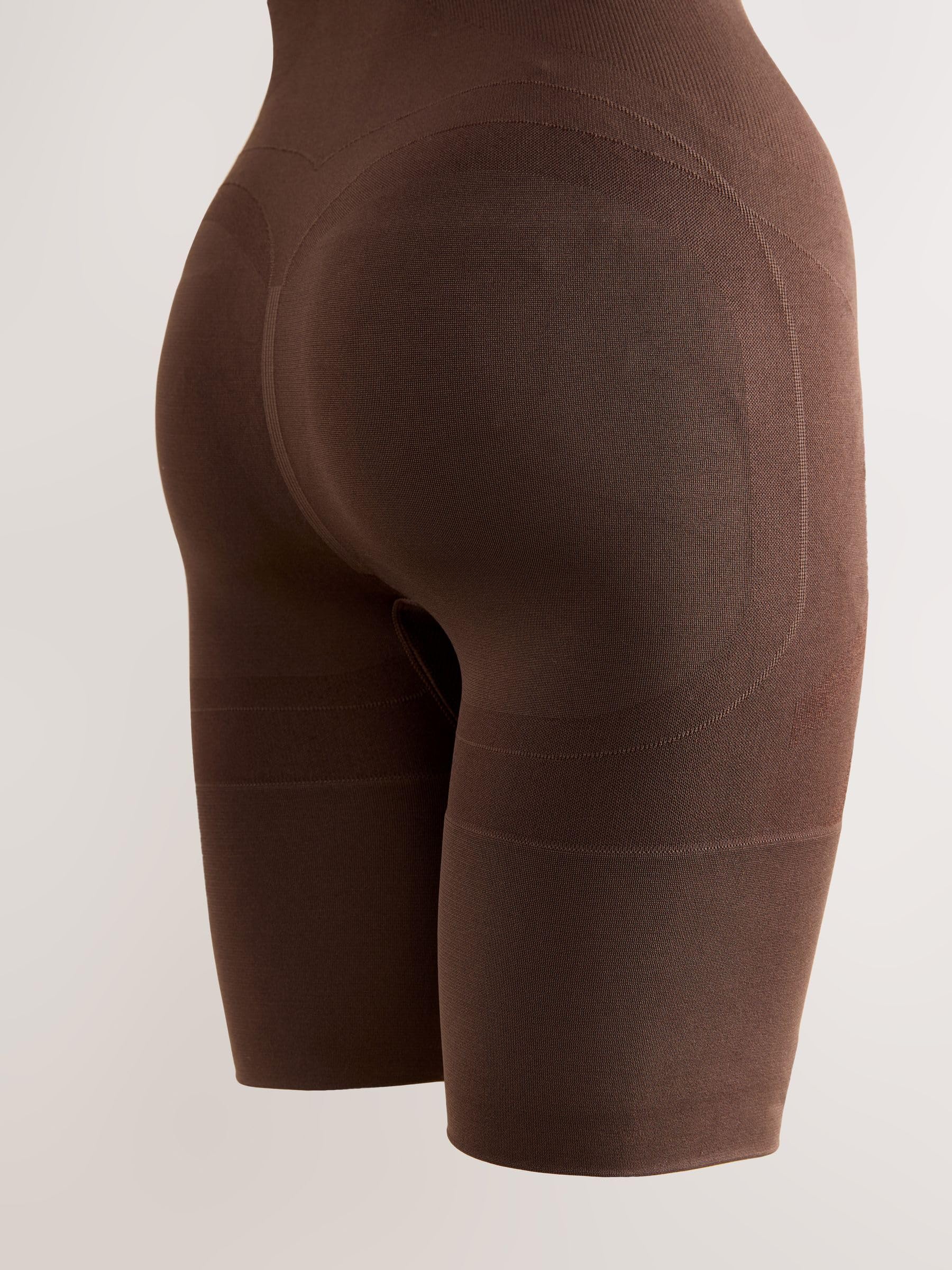 Next slip modellante senza cuciture shorts 8-10 chocolate nude
