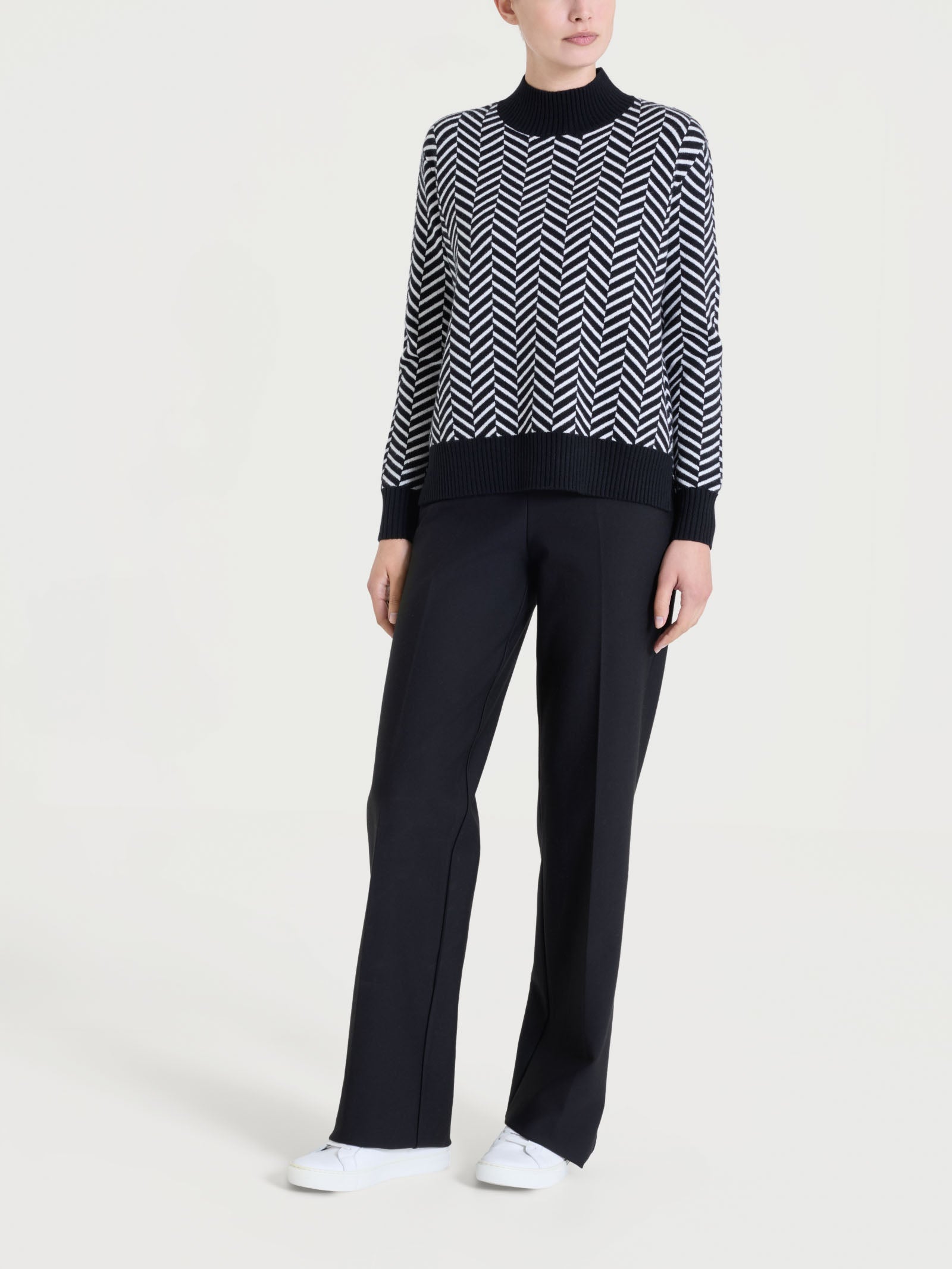 Ragno Super Soft lupetto spigato nero manica lunga boxy