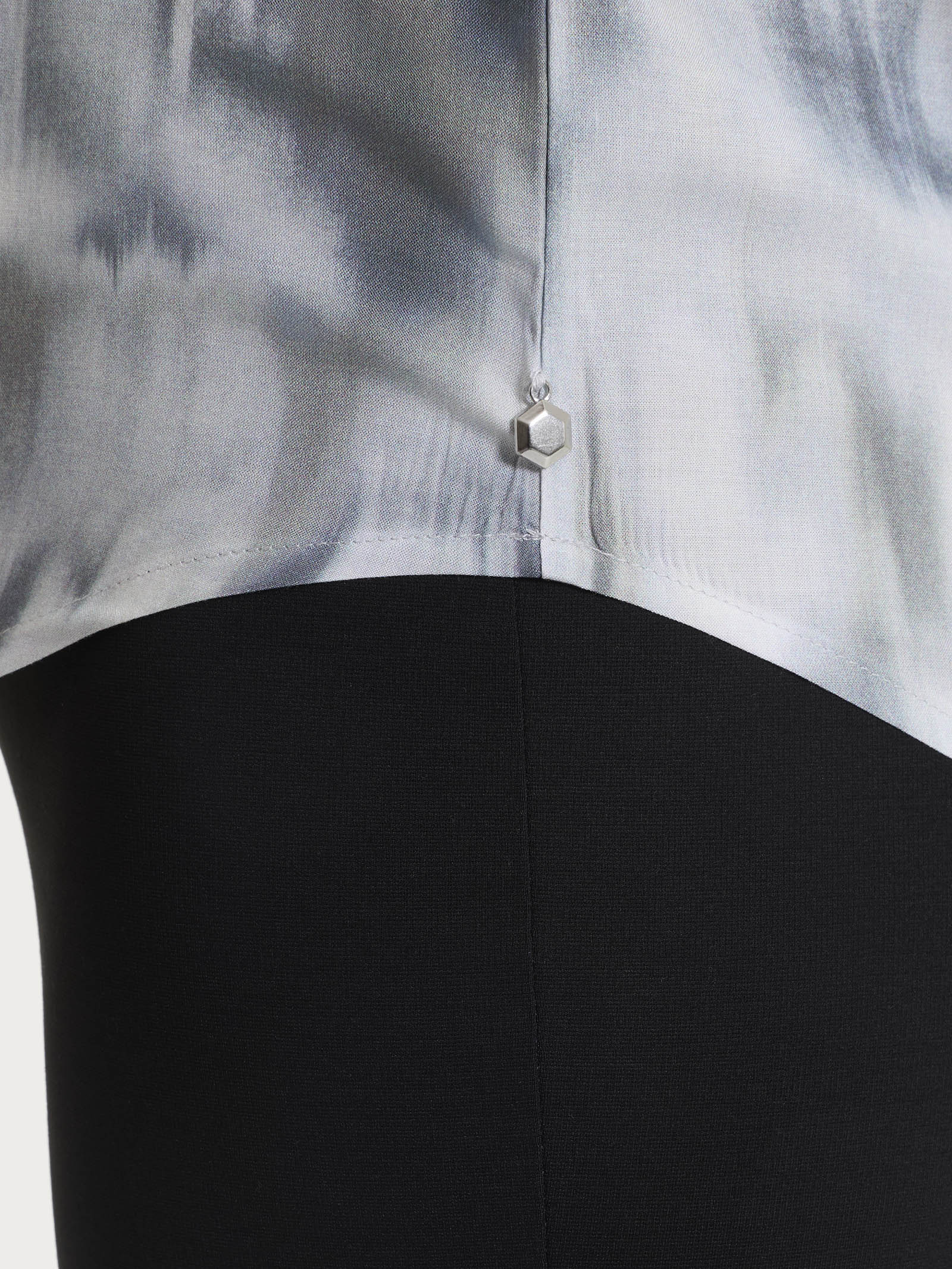 Ragno EcoSeta blusa manica corta Fant. Turbulence raso viscosa