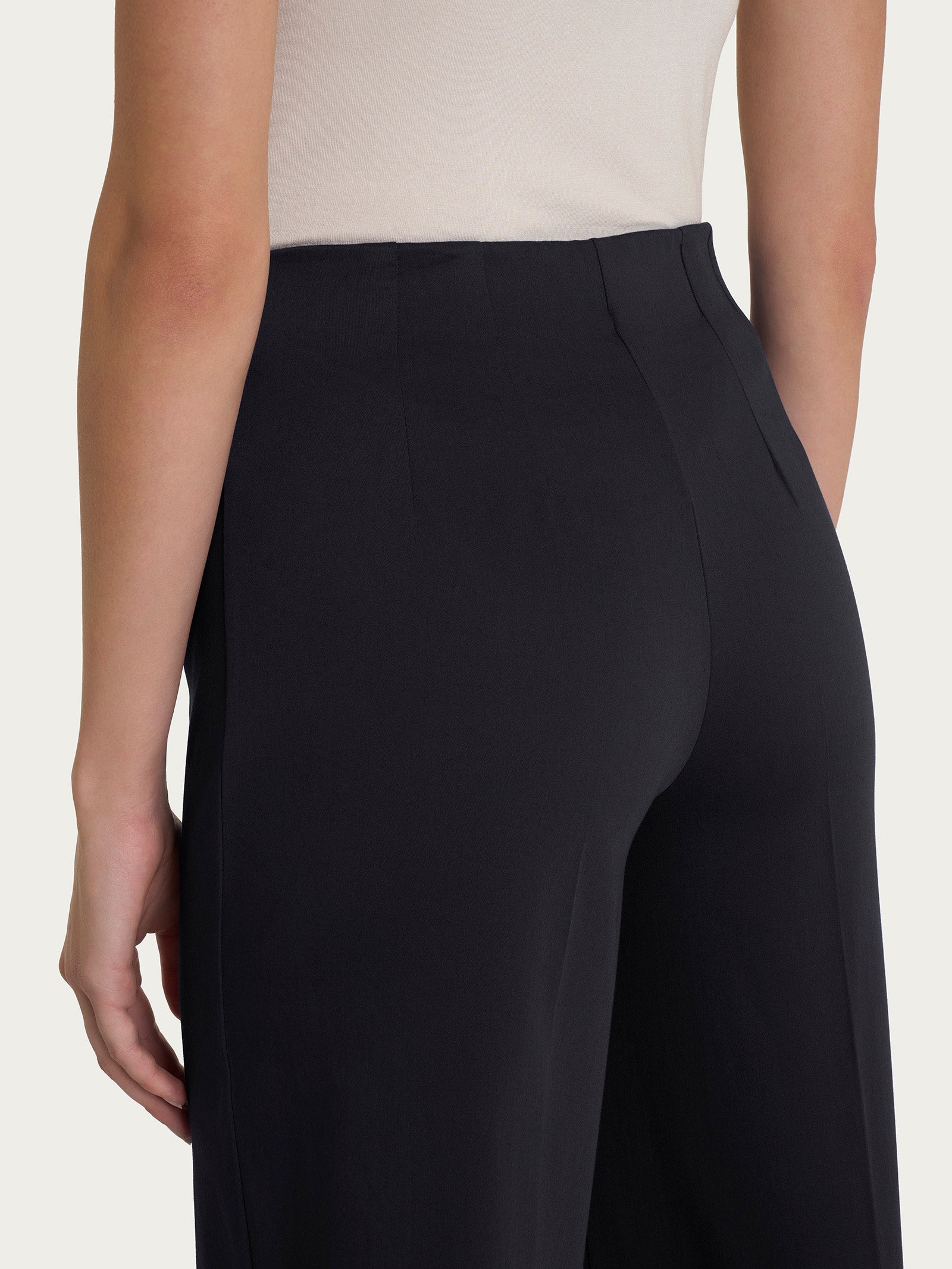 Ragno The Cropped pantalone donna nero ampio satin