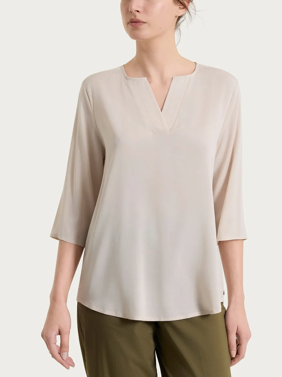 Ragno Voile Stretch blusa scollo V Champignon leggera