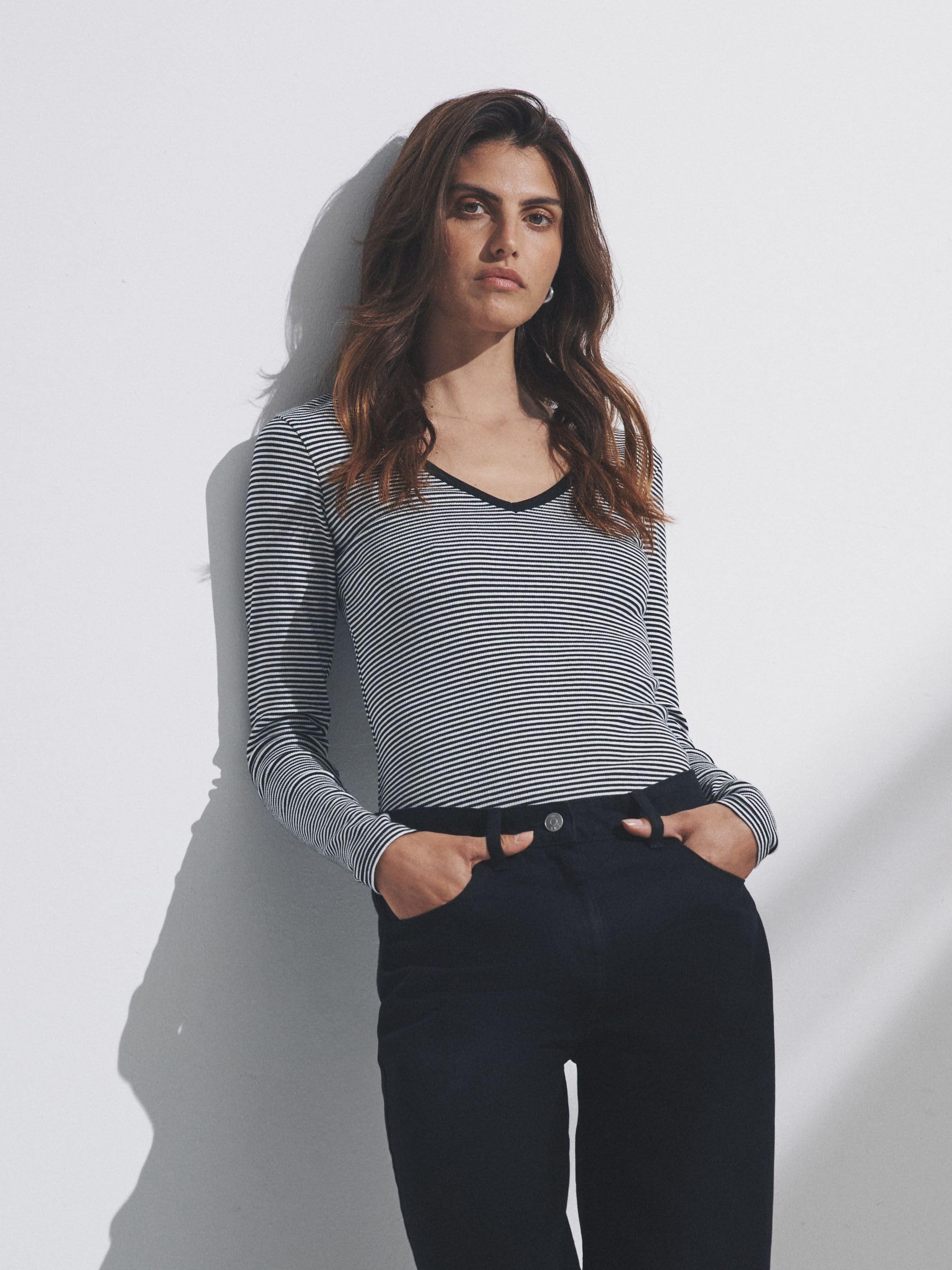 Geo Next The Set Magliette coste scollo V manica lunga da 4