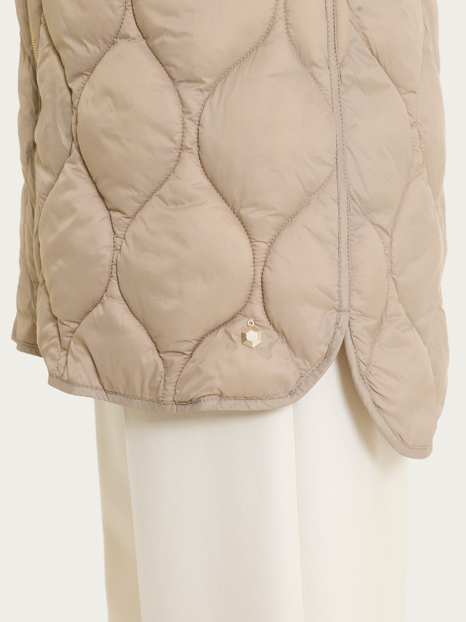 Ragno Onion Quilt piumino smanicato Glace con cappuccio